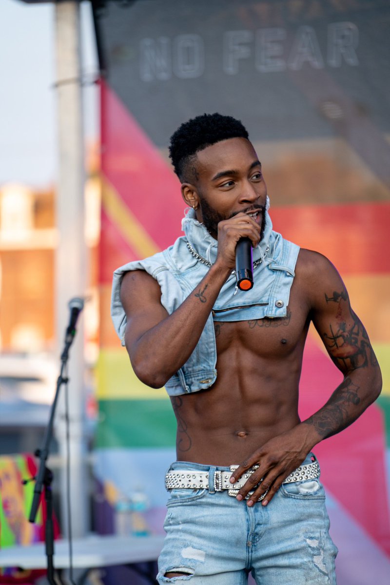 OkaySevn's tweet photo. Handsome &amp; Unbothered. Living tf outta my life. Pittsburgh Pride 2023 https://t.co/Bctm7GZ3SA