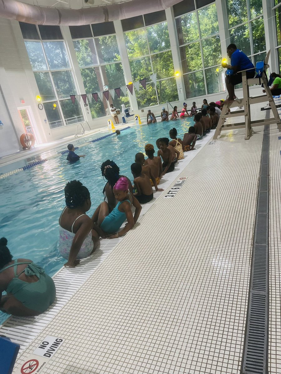 EducatorSmith1's tweet photo. @HorizonsATC  is off to a great first week with out rising 5th grade class! Reading, swimming, yoga and more! https://t.co/ApXDOmNFJN