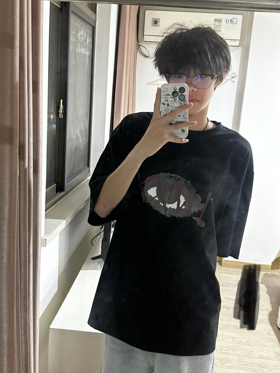 Ddddzy3's tweet photo. @lidangzzz 我算小奶狗吗 https://t.co/P8Ac8Z7IeW