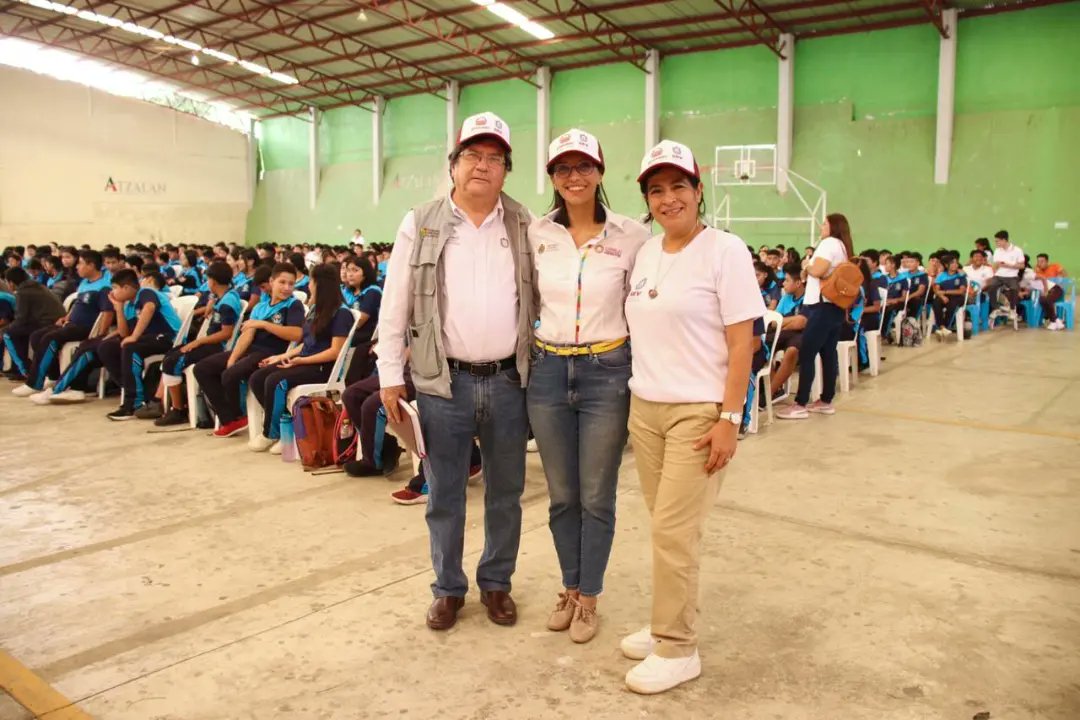 WalMtzOlvera's tweet photo. ☝🏻La promoción de la salud física🏃🏻♀️ y mental🧠 es pieza clave para el bienestar social👥, tal como lo considera el programa #PROVEER
👏🏻Aplaudo los esfuerzos que está realizando el Programa Estilos de Vida Saludable @SEducacionVer a cargo de la Mtra. Paola García Esquivel… https://t.co/IVypbQa8pn