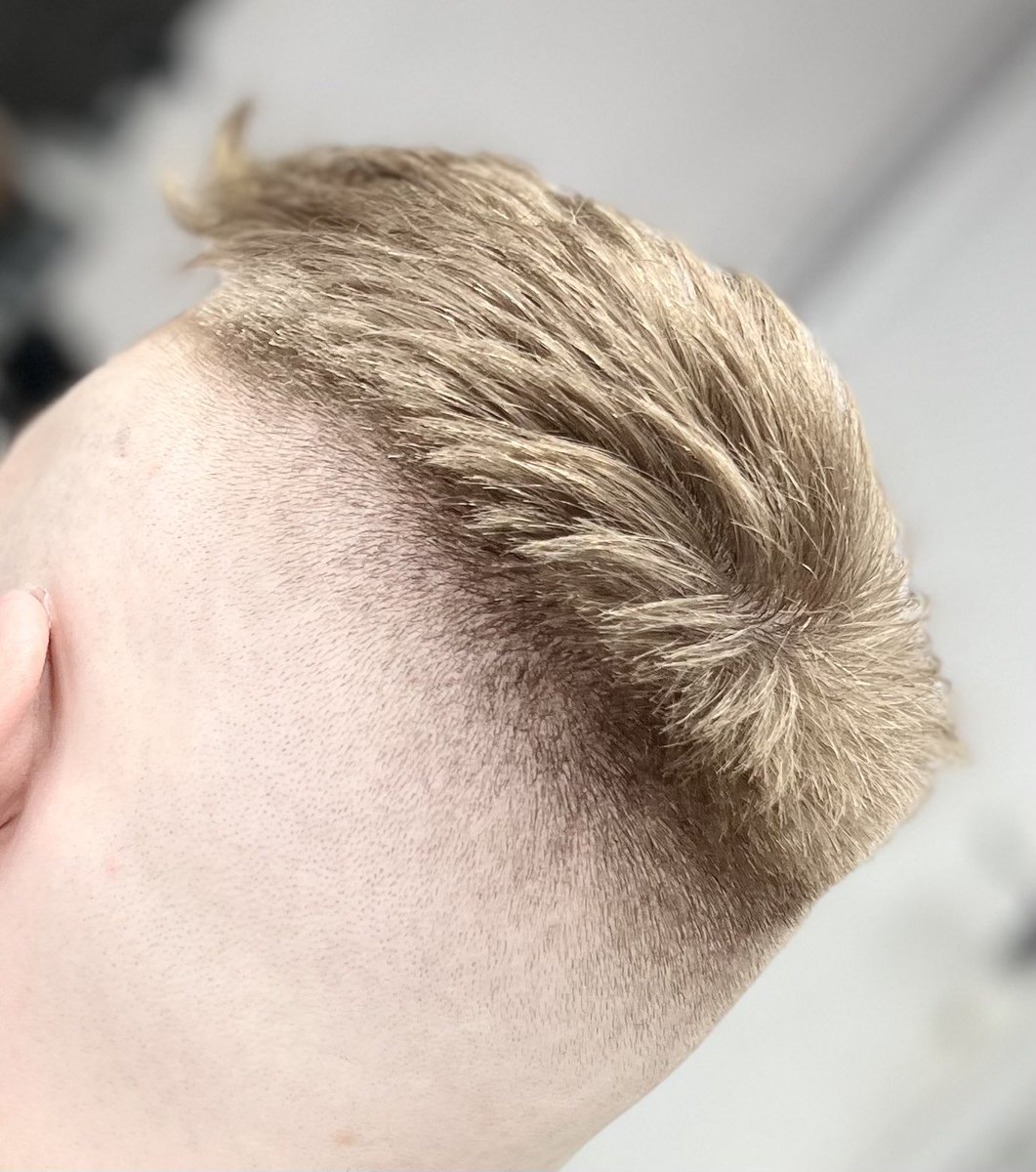 ZiyBarber's tweet photo. Ziy high skin fade.💈💈

https://t.co/IKCdLUcZud

Ziy team. https://t.co/Z6eJgDvqFi