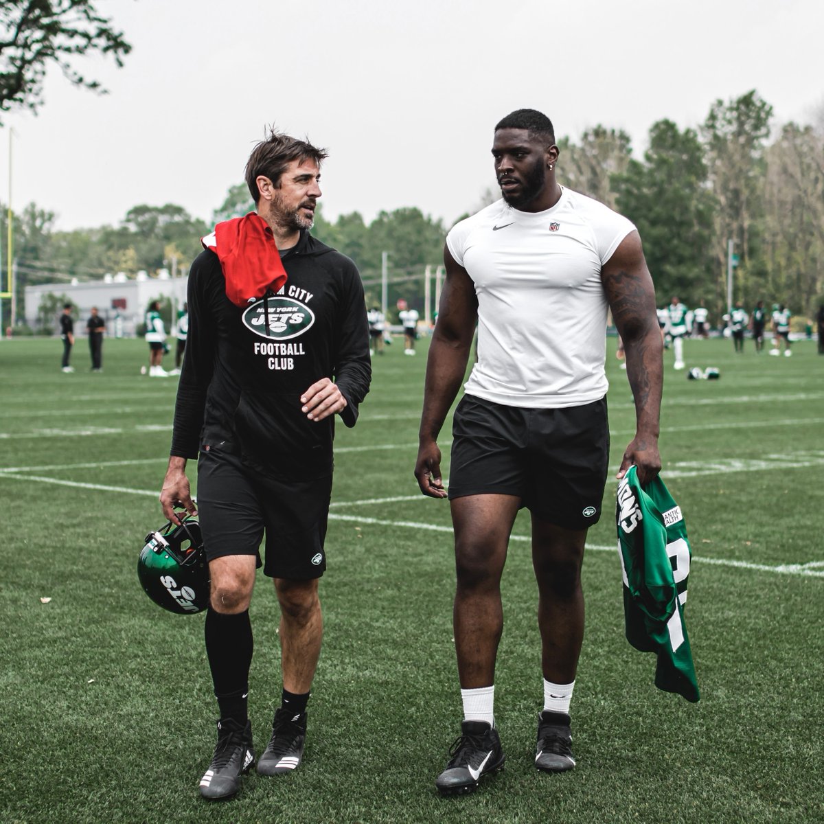 what are <a href="/AaronRodgers12/">Aaron Rodgers</a> and <a href="/MichealClemonss/">Micheal Clemons</a> talking about?

wrong answers only.