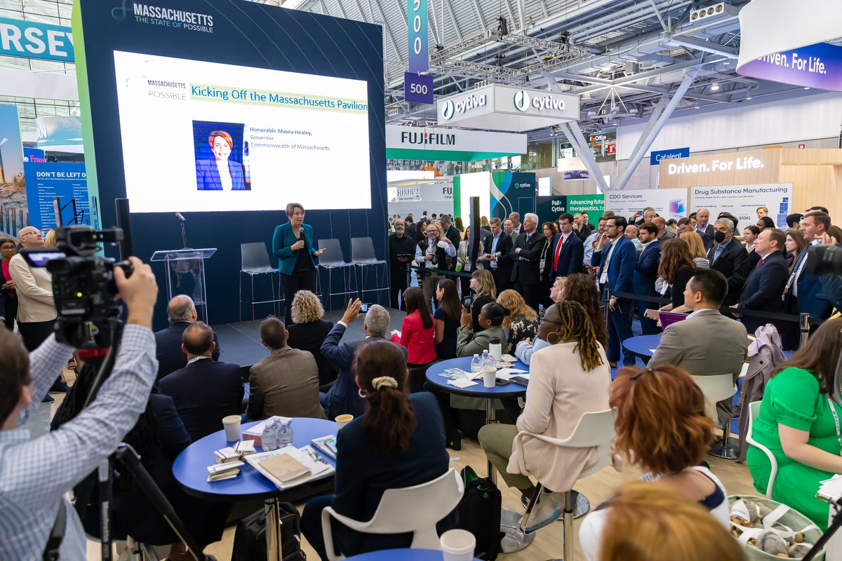 MassGovernor's tweet photo. Massachusetts is where biotech was born, goes to school and builds its future. Every day, the innovation and discovery that happens here saves lives all over the world. 

Great to be with scientists and healers at #BIO2023 today to announce our new #MassTalent initiative. https://t.co/Uvvgp3ruoa