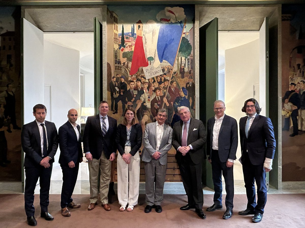 Merci à l'Ambassadeur de France au Canada Michel Miraille <a href="/franceaucanada/">La France au Canada 🇫🇷 🇪🇺</a> pour l'excellente rencontre d'aujourd'hui avec <a href="/WorldEnergyGH2/">World Energy GH2</a>. Great discussions on the future of the hydrogen economy and partnership with France.