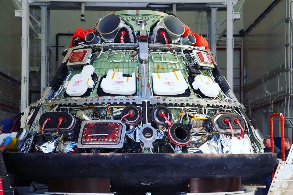 Internals of the Orion Capsule 👌🏻

#nasa #nasahistory #sls #spaceflight #capsule #design #systems #systemsengineering #humanspaceflight #flight #aerospace #avgeek #engineering #inspire #stem #stemeducation #steminfluencers #picoftheday #inspireengineering