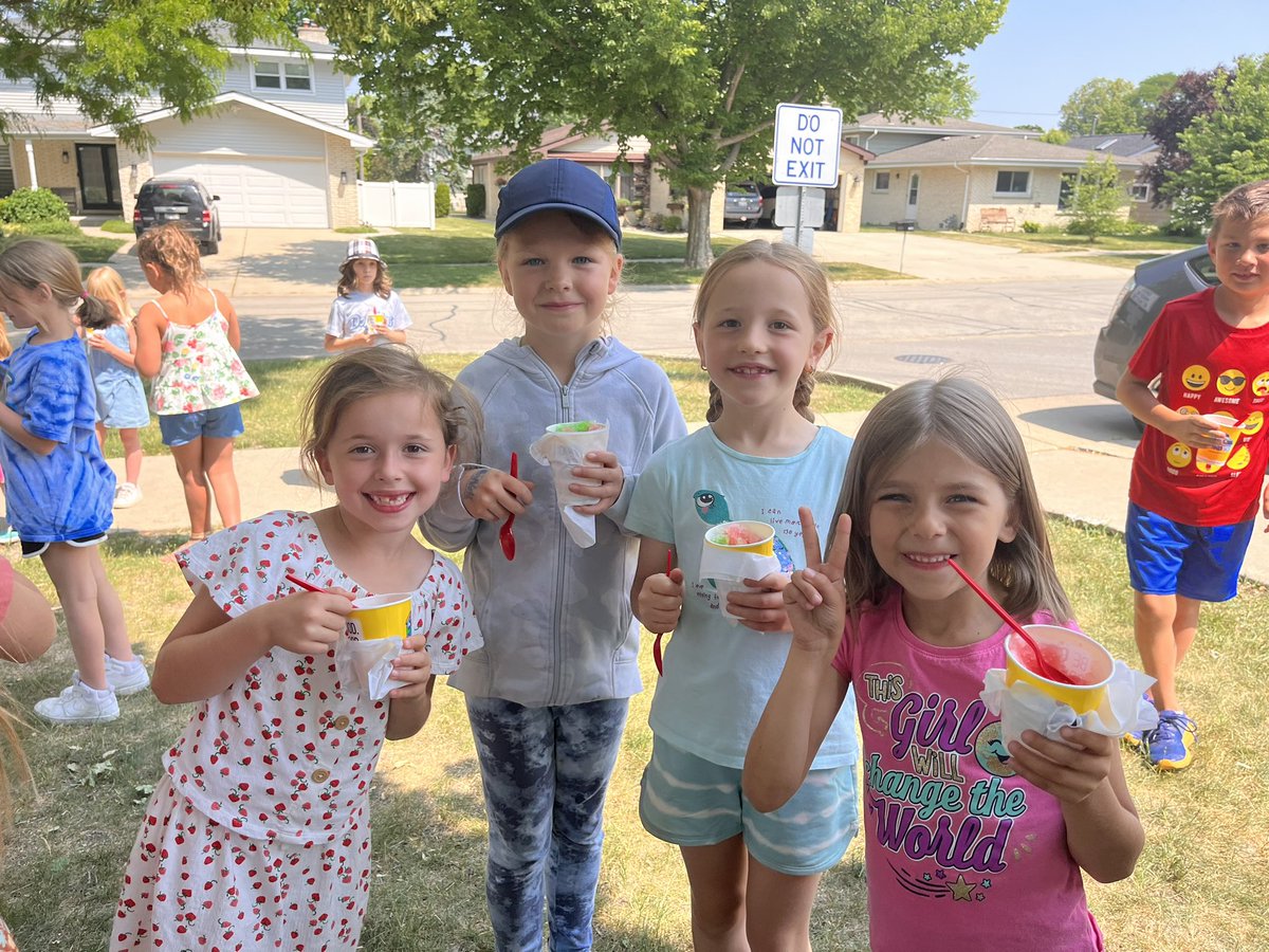 Susan Menel tweet media