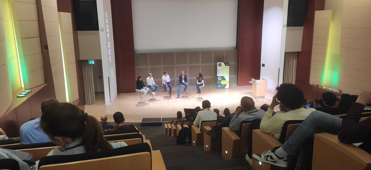 APItheDocs's tweet image. We closed Day 1 with a panel discussion about #developersuccess and how enterprises from various industries address it – and we got some great advice!
#API #APIeconomy #businesssuccess #developerexperience #