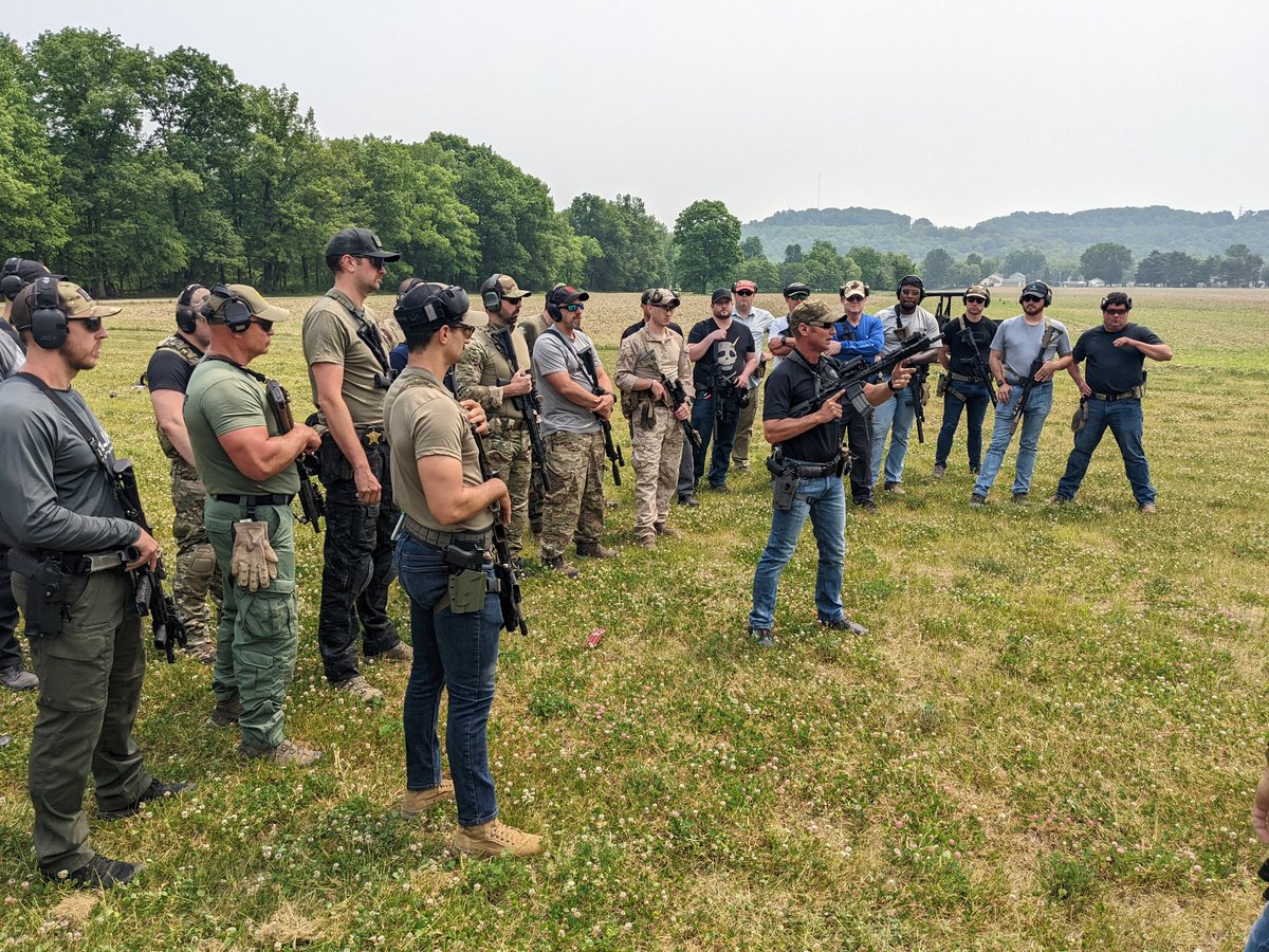 More than half of these people are civilians with absolutely no military or law enforcement background.

In many cases, fielding better equipment than the LEOs.

This is how it should be.

Fucking America, baby.