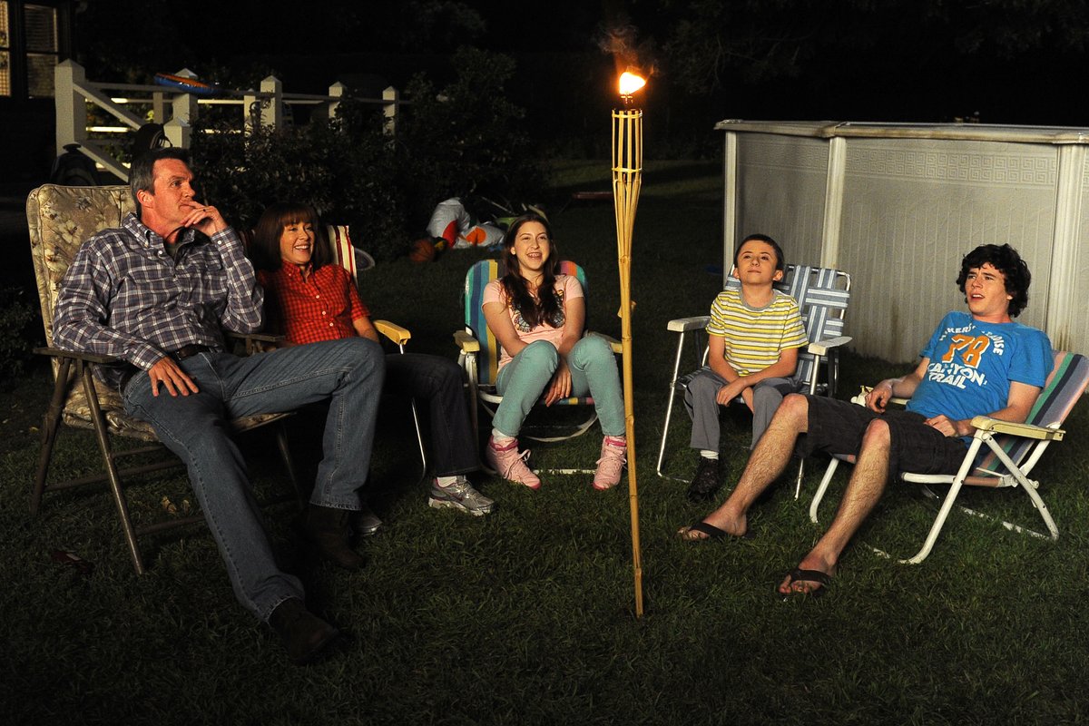 The Middle tweet media