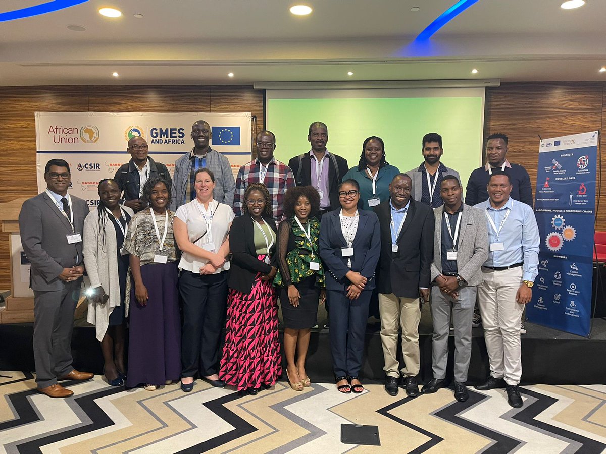 AfricaGmes's tweet photo. @MarCOSIO partners #CSIRTeam attending @GMES &amp; Africa Southern African Regional #Workshop #Angola pose for a photo. Kudos to all #MarCOSIO partners for their support and job well done! #EarthObservation #Teamwork @GMESAfrica
#GMESServices @AfricaGmes
#TeamCSIR https://t.co/2cNqMDuX3B