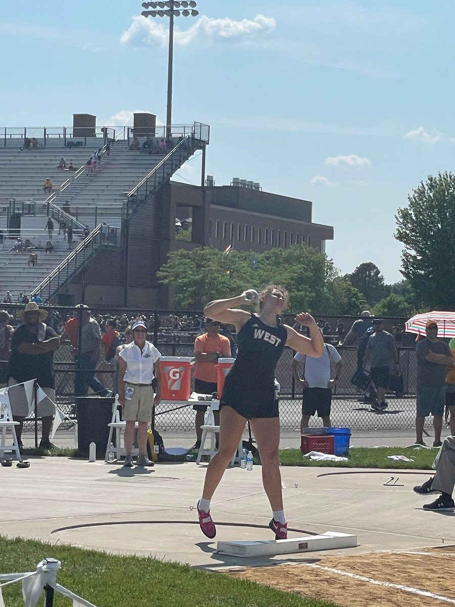NBW Vikings on Twitter "Meghan Schultz defends her state shot put