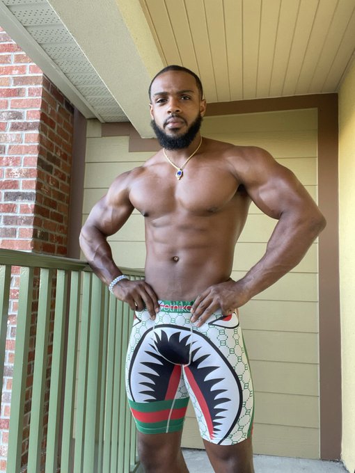 Someone tag #Ethika https://t.co/1gZ643kT7q<a href="/tag/ethika"class="tags">#Ethika</a>