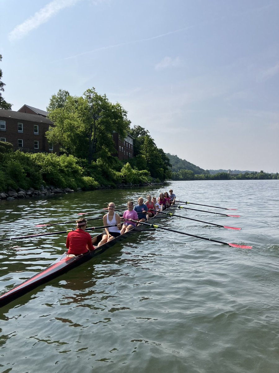 RaiderRecap's tweet photo. Fun week at Crew Camp! @BaylorCamps #SummerRocks #Day2 https://t.co/zTnpdRx8dm