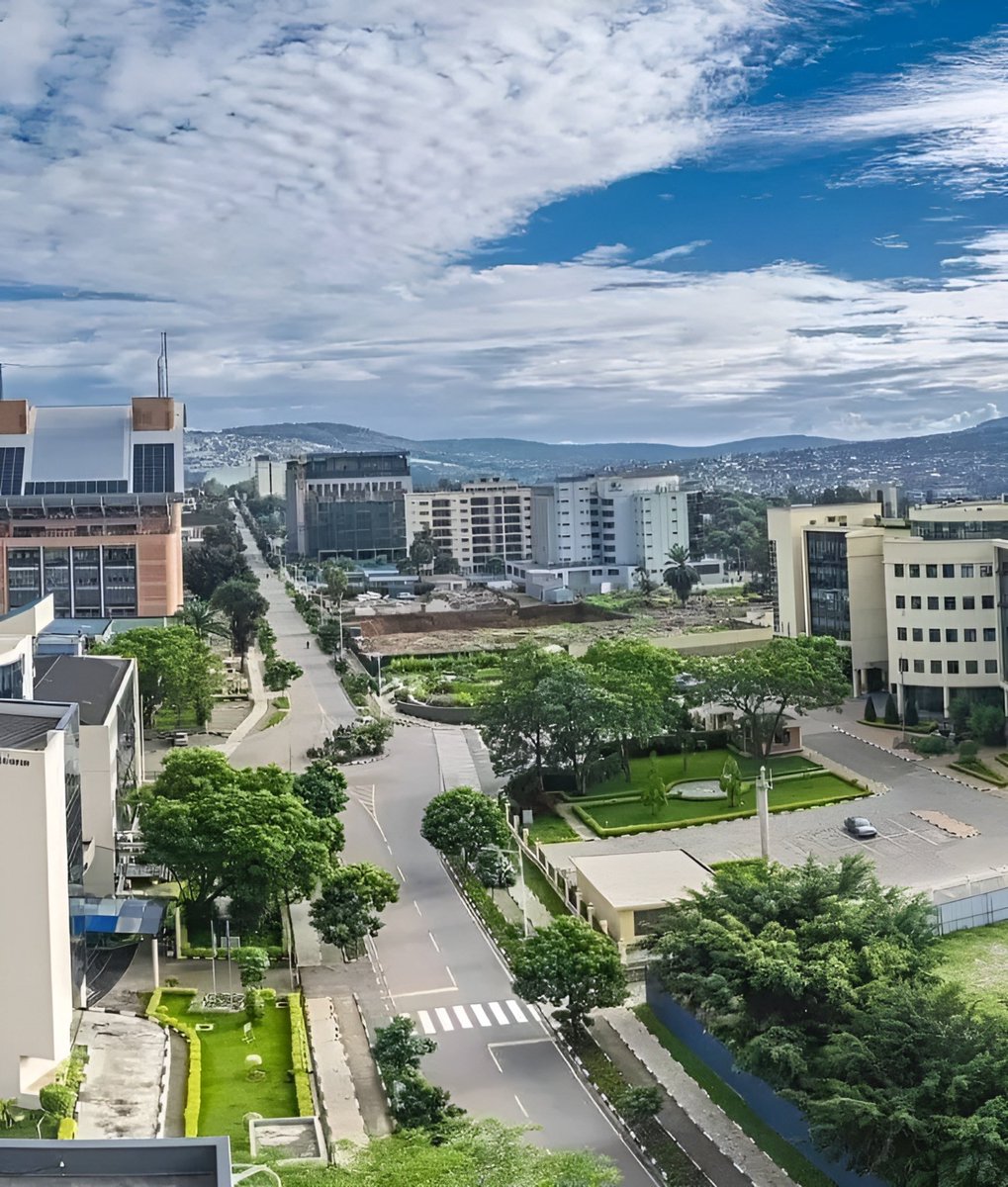 AfricaFactsZone's tweet photo. The cleanest city in Africa

Kigali, Rwanda 🇷🇼 is the second leading destination for hosting global events in Africa. https://t.co/VuxX6TDTI6