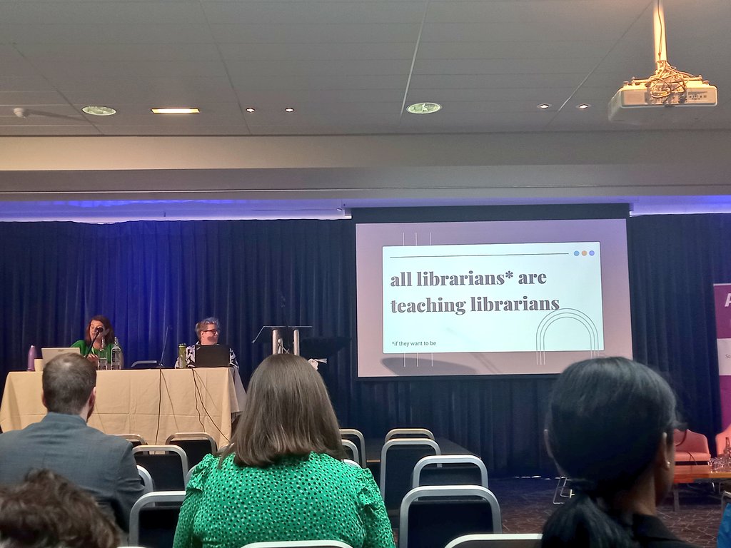 stmungo_library's tweet photo. [Epiphany moment😆] #cilips #day2
I'm a teaching librarian! Even if it's not mentioned in my job description🙈
@brawbukes https://t.co/ZChGdZ2maP