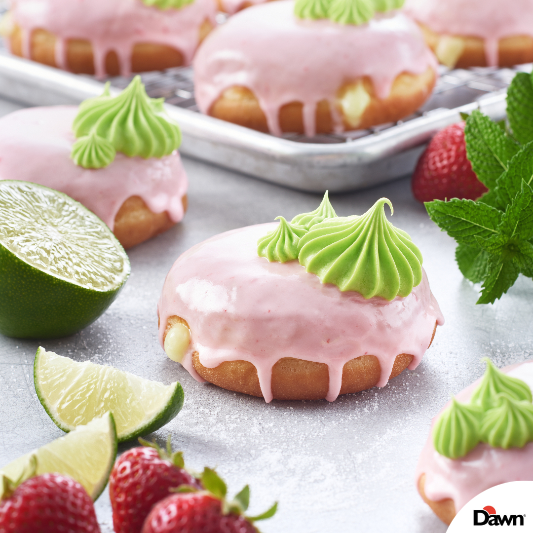 DawnFoodsUK's tweet photo. Our @UCBofficial #StudentAmbassador, Stephanie Horsley, shares her insights for #summer themed bakes. From brightly coloured cakes to American themed Blondies for outdoor cinema events, read on for inspiration!🍿https://t.co/Oa9mlGiMqf
#bakeryinspiration #recipeinspiration https://t.co/xKZtnP5y5F