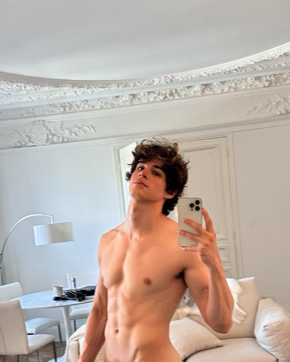 sadboi on Twitter "It’s hard to not jerk off to them"