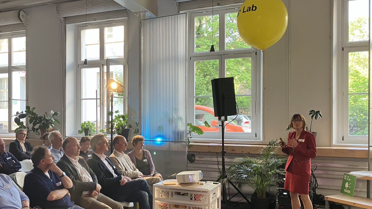 Es wird konkret! Mit den Gründungstagen beginnt der Aufbau des künftigen #SDG+ #Lab der <a href="/uni_kassel/">Universität Kassel</a>, ein Labor für Zukunftsfragen in der Region <a href="/StadtKassel/">Stadt Kassel</a> &amp; Nordhessen, gefördert vom Pepgramm #InnovativeHochschule. 🙏 für den großartigen Input!