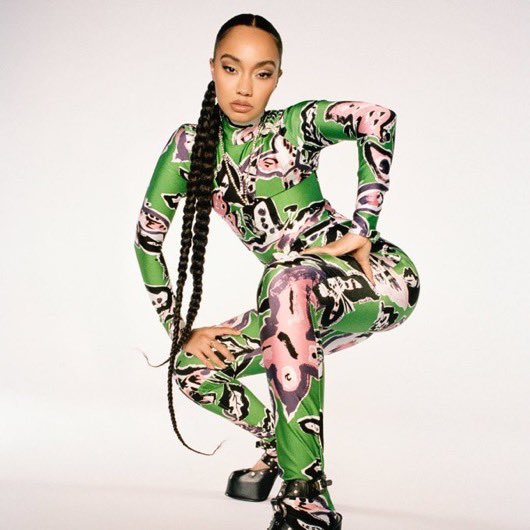 lphourly's tweet image. pre-save leigh’s new song here !!🖤 #LeighAnneIsComing leigh-anne.lnk.to/LettersFromLA?…