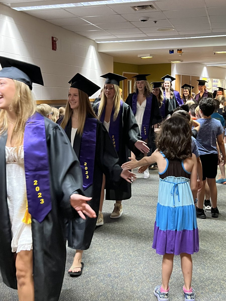 JESElementary tweet media