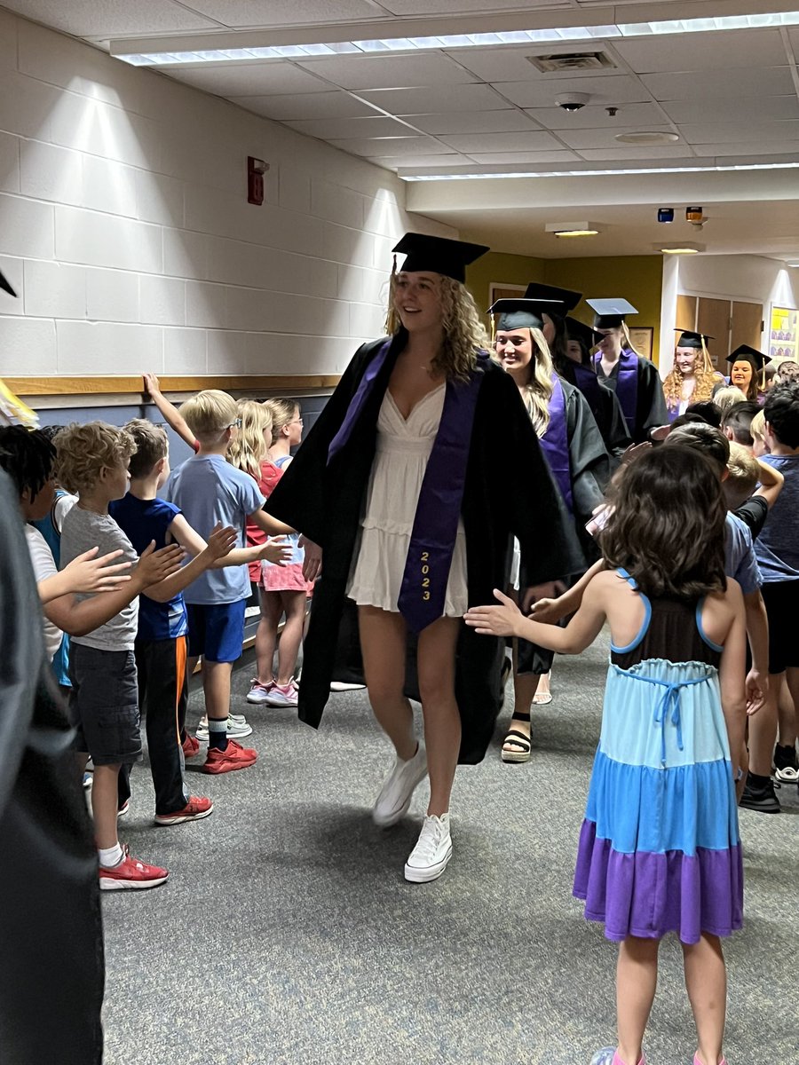 JESElementary tweet media