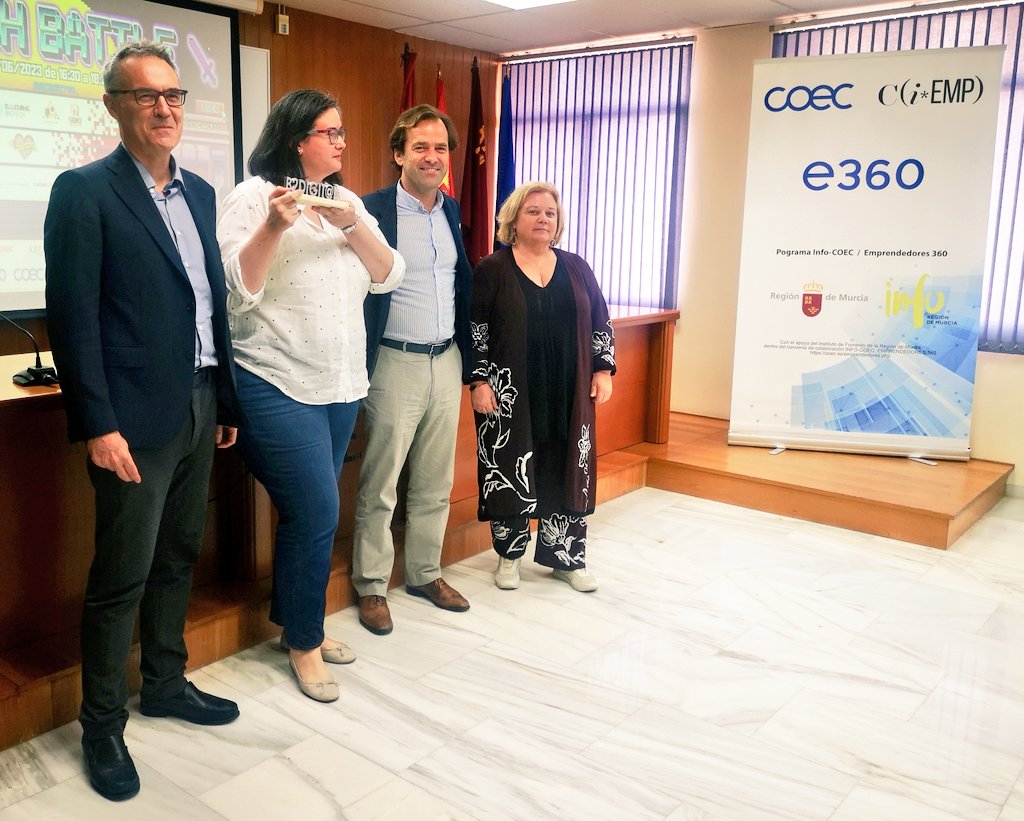 COEC_es's tweet photo. Y nuestros ganadores de esta edición de Pitch Battle son:
Oro: Capitán Pomelo 🥇
Plata: Amarquimia 🥈
Bronce: Coffee Wand🥉
!Enhorabuena, campeones! 👏 👏 👏
#ComarcaCampoCartagena #b2digital #e360BAN #coec #MarketingDigital https://t.co/v06dpG940a