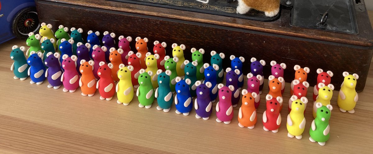 The mice are making a return! ❤️🧡🩷💜💙💚💛