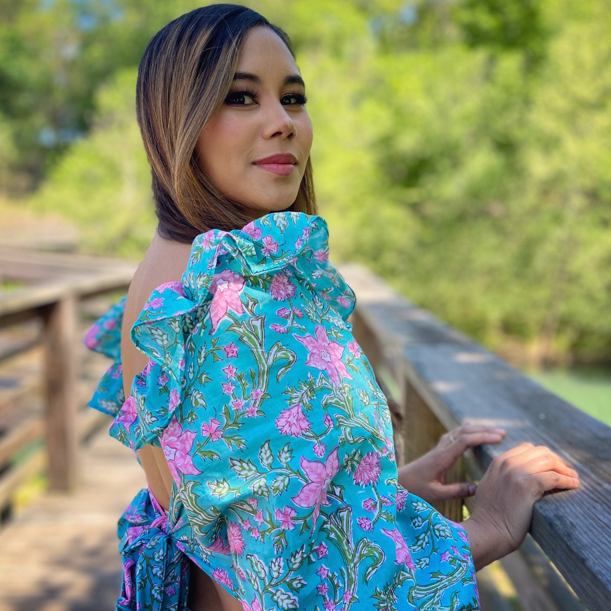 JADESERALDE's tweet photo. My brand is for women who place value in small businesses. My name is Jade Seralde, and I am an independent fashion designer who personally creates all my pieces by hand. I was recently invited to be featured on very reputable magazine for a designer showcase. However, one of the struggles of a small business owner is prioritizing where to put my resources and for me that is selectively choosing and buying lovely prints for my dresses that I design for all you lovelies. I am absolutely flattered by the offer and am happy to see that my designs are being noticed.

When you are a small business every sale increases the length of my road. This is organic growth for me. Next time you are in the market for a new dress, do take a moment to consider where and how it is produced and who is making it.

This is why I love what I do. I have the opportunity to design unique dresses for women who value slow fashion, who value being unique, who place value in handcrafted pieces. Each dress is made to order. I may only make one or two dresses in a certain print, which means that I produce dresses in small batch quantities which encourages buying quality pieces made to last.

Treat your garments with love and they will be with you for seasons to come. 💕

#smallbusiness #independentfashiondesigner #designermom #fashion #slowfashion #slowfashionmovement #jadeseralde #womensupportingwomen #womensfashion #stylistdesigner #quietluxury #loveyourdress