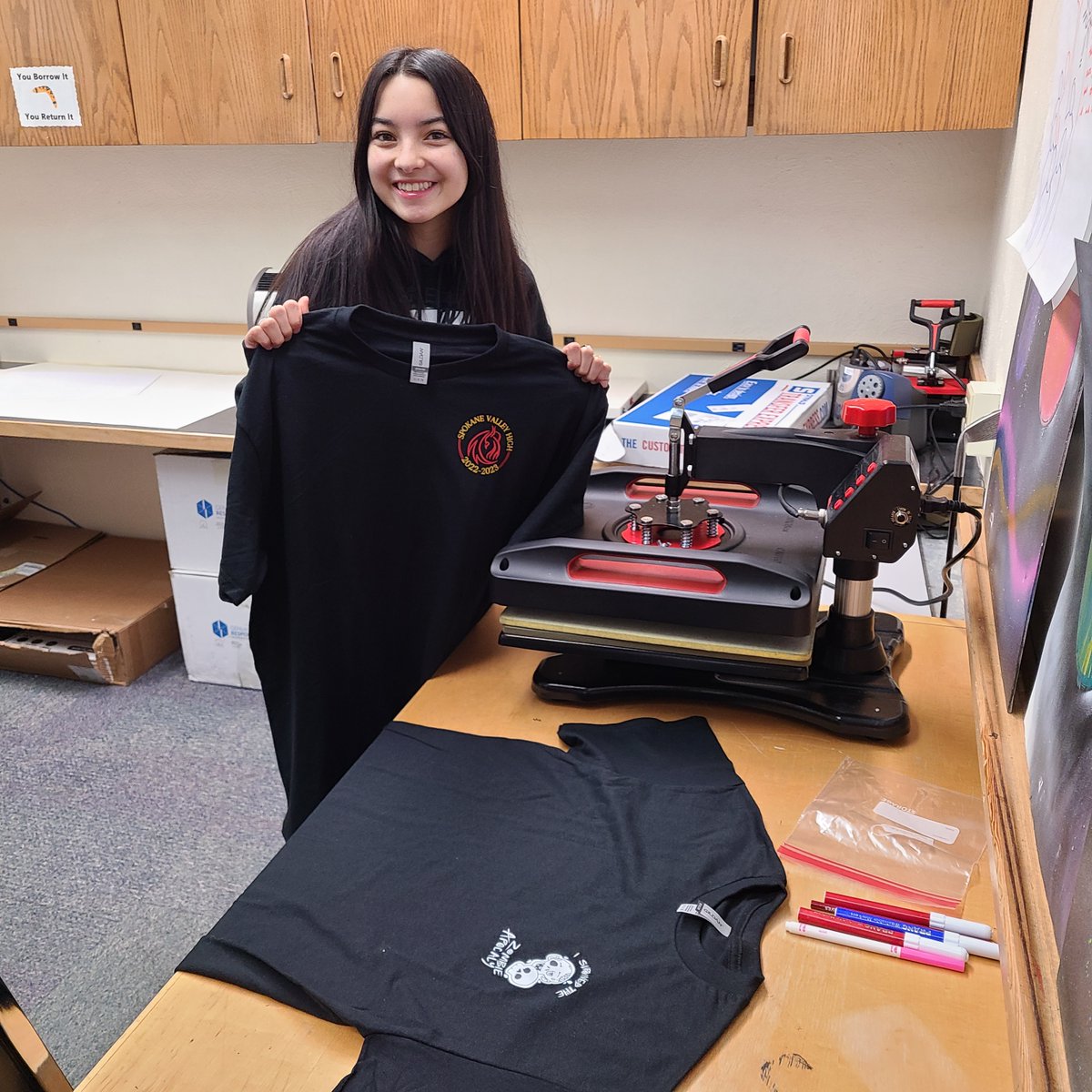 SpokaneVCTE's tweet photo. Last year, Spokane Valley High School started a Future Business Leaders of America chapter for its students, and they are just wrapping up a solid second year. Overall, the year was a huge success, and they are excited to see how they can grow next year.

https://t.co/maJsFSWwLQ https://t.co/JMM1qDQZ02