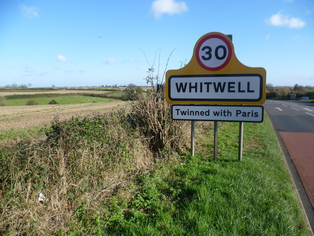AGKD123's tweet photo. This is my dad's favourite road sign. In 1980 (apparently), some pub regulars sent a "if you don't reply we'll assume it's fine" letter to then-mayor of Paris Jacques Chirac.
In 2001 Whitwell had a population of 41. Today it could be as high as 50, maybe 55 https://t.co/DyExo2Xkrt