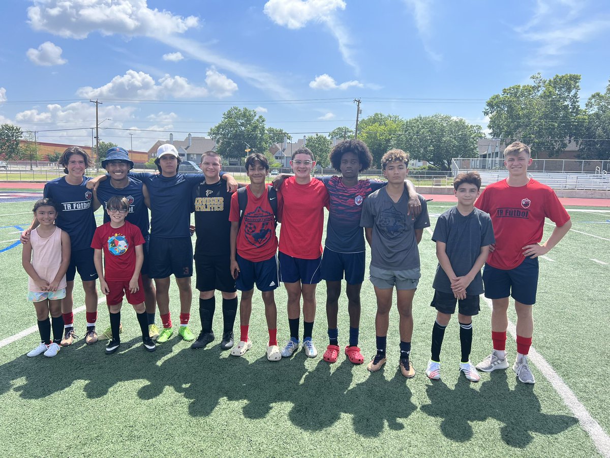 Great 2nd day of soccer camp! More skills covered today and more campers made impressions! LIT
<a href="/TRathletics/">Roosevelt Athletics</a> @TRsportsbooster <a href="/WeAreTRHS/">Theodore Roosevelt High School - NEISD</a>