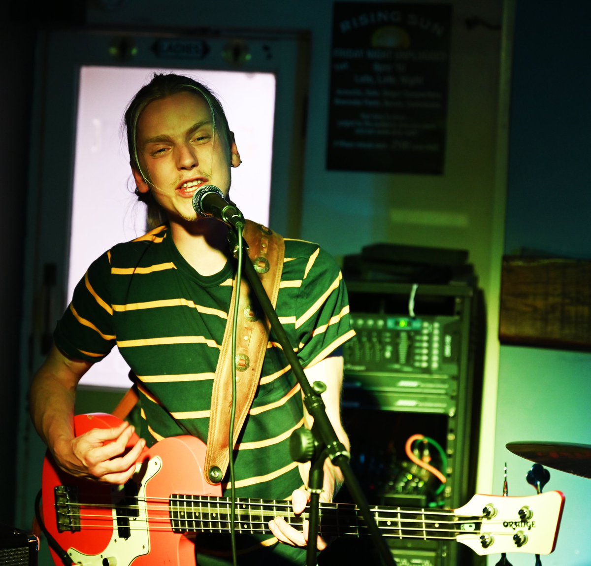 Some glorious pics from our rammed out gig at the Rising Sun on Cup Final day. 
Flippin marvellous to see so many new faces in the crowd getting their rocks off to our groovy tunes.
Onwards 🤟🏻🤘🏻🖤
.
📷 Pete Rooney