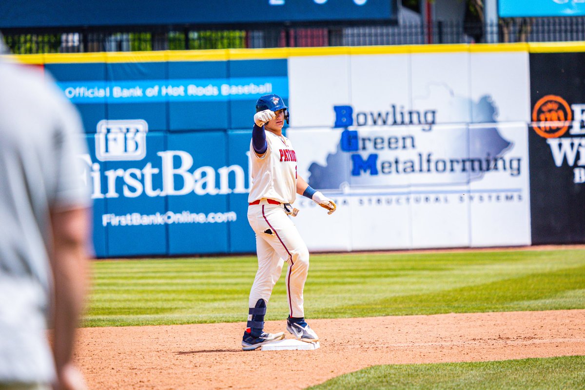 UC Baseball tweet media