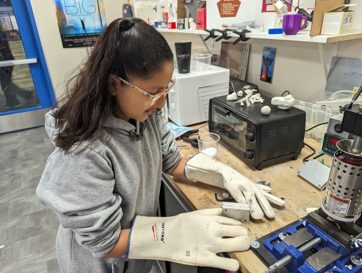 William Raymont tweet media