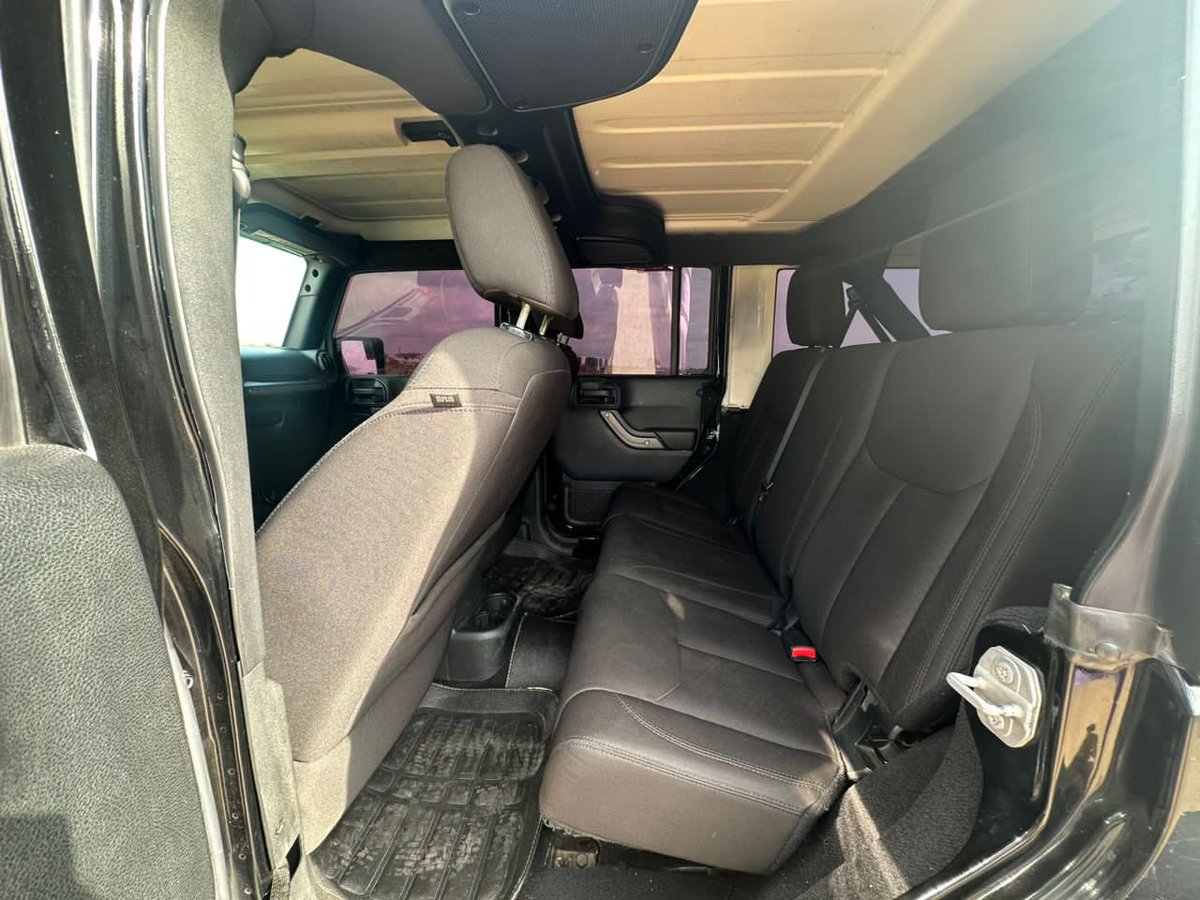 EFDCARS's tweet photo. Very sound registered 2016 Jeep wrangler with duty N17m

+2349054812148 WhatsApp 

@EFD_Autos Abuja 

Nationwide delivery 

Pls Kindly follow our Fb &amp; IG page 👇

Facebook: https://t.co/SV0L5WLHCT

Instagram: https://t.co/y70ZkKorCJ https://t.co/mwMo2NPk2R