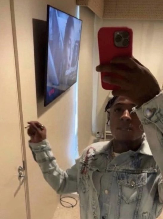 Micheal Afolaranmi tweet media