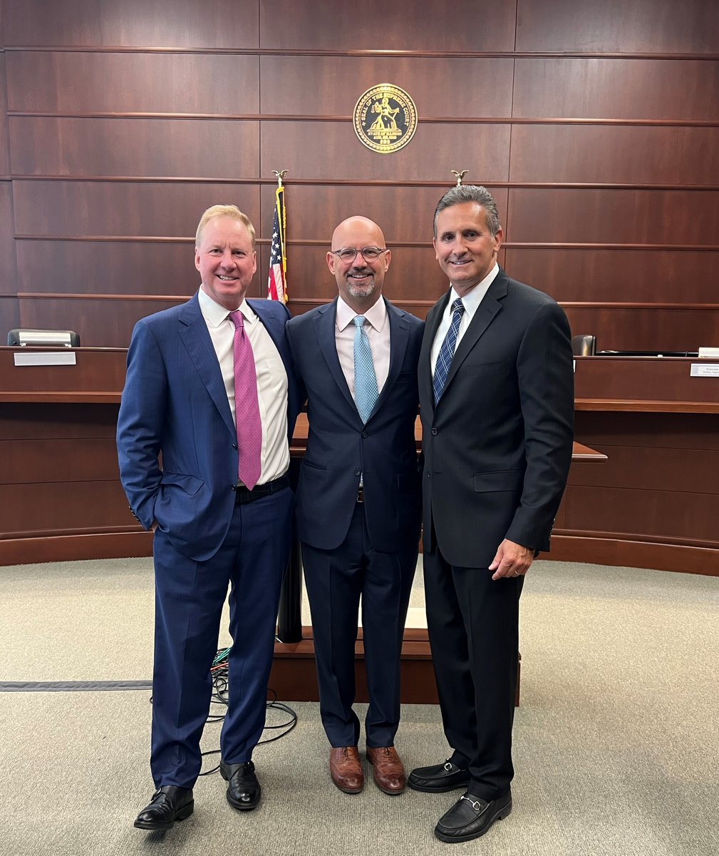 tkklawfirm's tweet image. @tkklawfirm is celebrating a first in its decade long run!  Our three founding partners are currently Presidents of @ChicagoBarAssoc (@TimTomasik), The Chicago Inn of Court (@DanKotin), and @ISBAlawyer (@SKasserman).