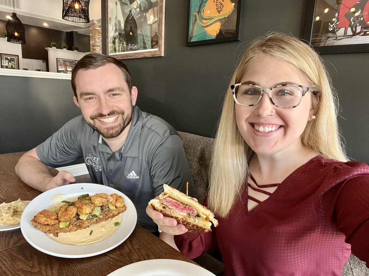 ✨ Episode 19 of Louisiana’s Playground drops tomorrow! ✨

And this #EnvieEats we delve into my favorite #VisitLakeCharles sandwich at a ~new~ restaurant! 

You don’t want to miss this! 🎙️