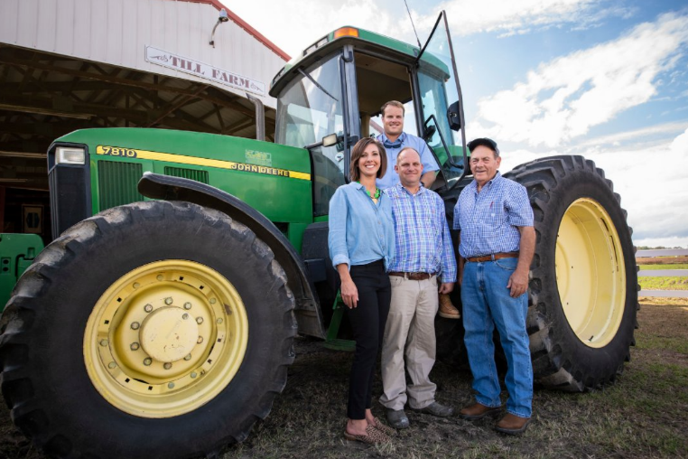 usdaFSA's tweet photo. Farm Ownership Loans may be used to purchase a farm, enlarge an existing farm, construct new farm buildings and/or improve structures, pay closing costs, and promote soil and water conservation and protection. https://t.co/3tJrceMhJk https://t.co/uQHMI6kcdI