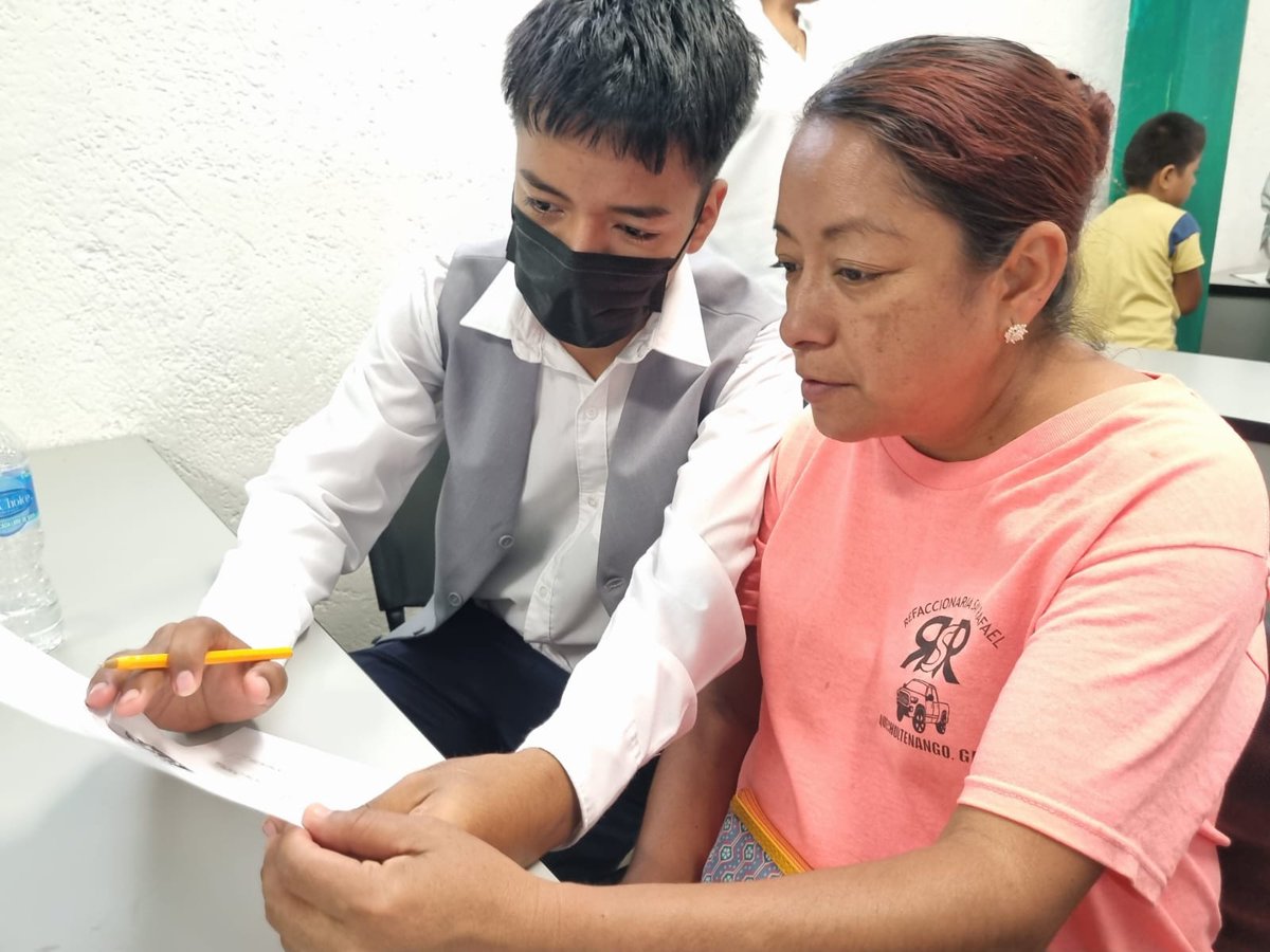 EducGuerrero's tweet image. ✍️📒#Entérate| Visita de seguimiento a alumnos del #CBTA224 prestadores de Servicio Social como asesores academicos en alfabetización, nivel primaria y secundaria en los Centros de Educación Básica para Adultos (#CEBAS) de Quechultenango.