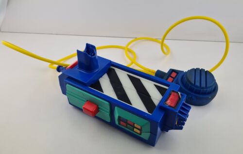 ClassGamesCast's tweet image. Here&apos;s the Ghostbusters toy proton pack and ghost trap from last episode&apos;s Toy Time.