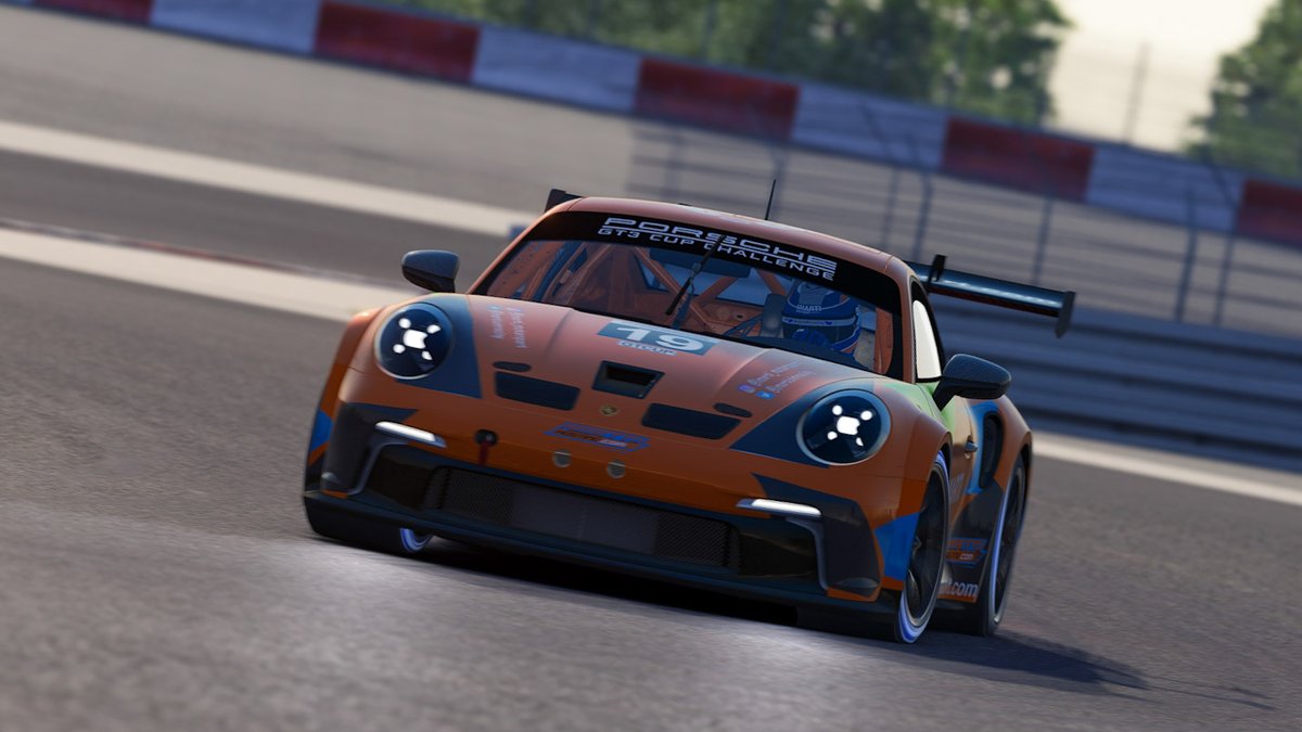 Una semana para el comienzo de la Porsche Gt3 Cup Challenge organizada por <a href="/VCSeries/">Virtual Championship Series</a> !
Se espera nivelón en la parrilla.

Nuestros pilotos <a href="/DavidPenads/">David Moreno</a> y <a href="/kkirilovOficial/">Кирил</a> tratarán de disfrutar al máximo este cochazo!

Aún quedan plazas por si sigues indeciso.

🧡🤟