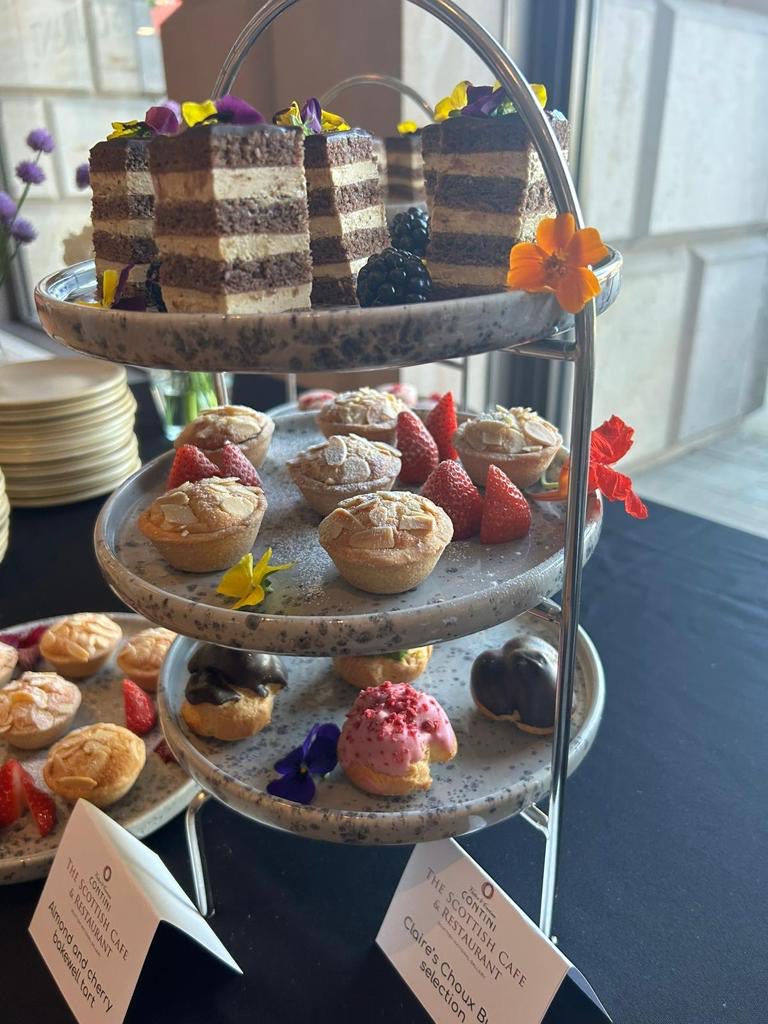 Continibites's tweet photo. Sweet tooth anyone? Early #evening #sweettreat #tastingtable for #drinks #reception #TheScottishCafe #fun #Edinburgh @NatGalleriesSco #loveourteam https://t.co/TgQwC5V7vw