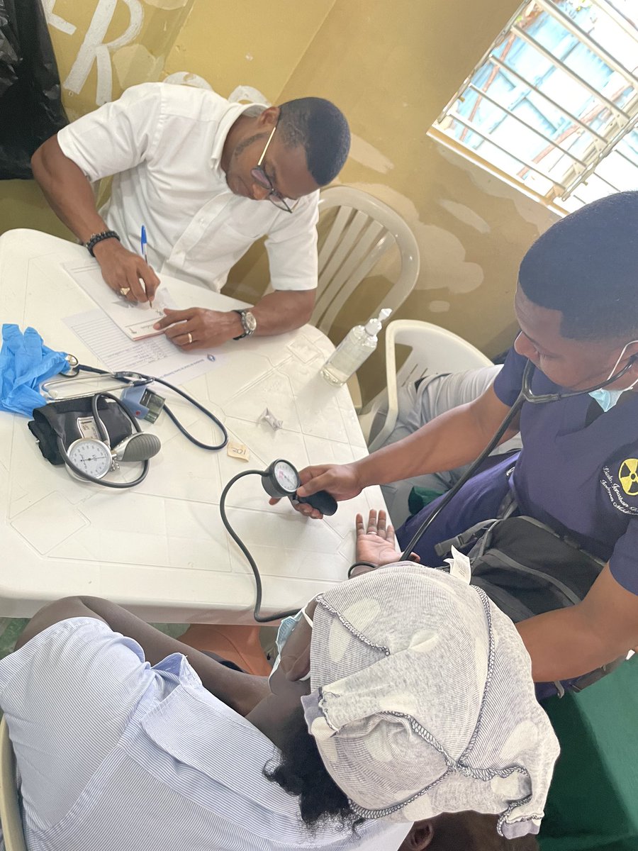 Sec_Salud_JRM's tweet photo. Este fin de semana estuvimos desarrollando uno de los operativos médicos más grande de SDO, encabezado por @DrMiguelAcosta Sec. Municipal de Salud JRM en el mismo estuvieron presentes @ManuelDoloresF Sec. Nacional de Salud @JRM_OFICIALRD y @AlbertoMatos Pdte.
Municipal de la JRM https://t.co/ifn6DiEFsc