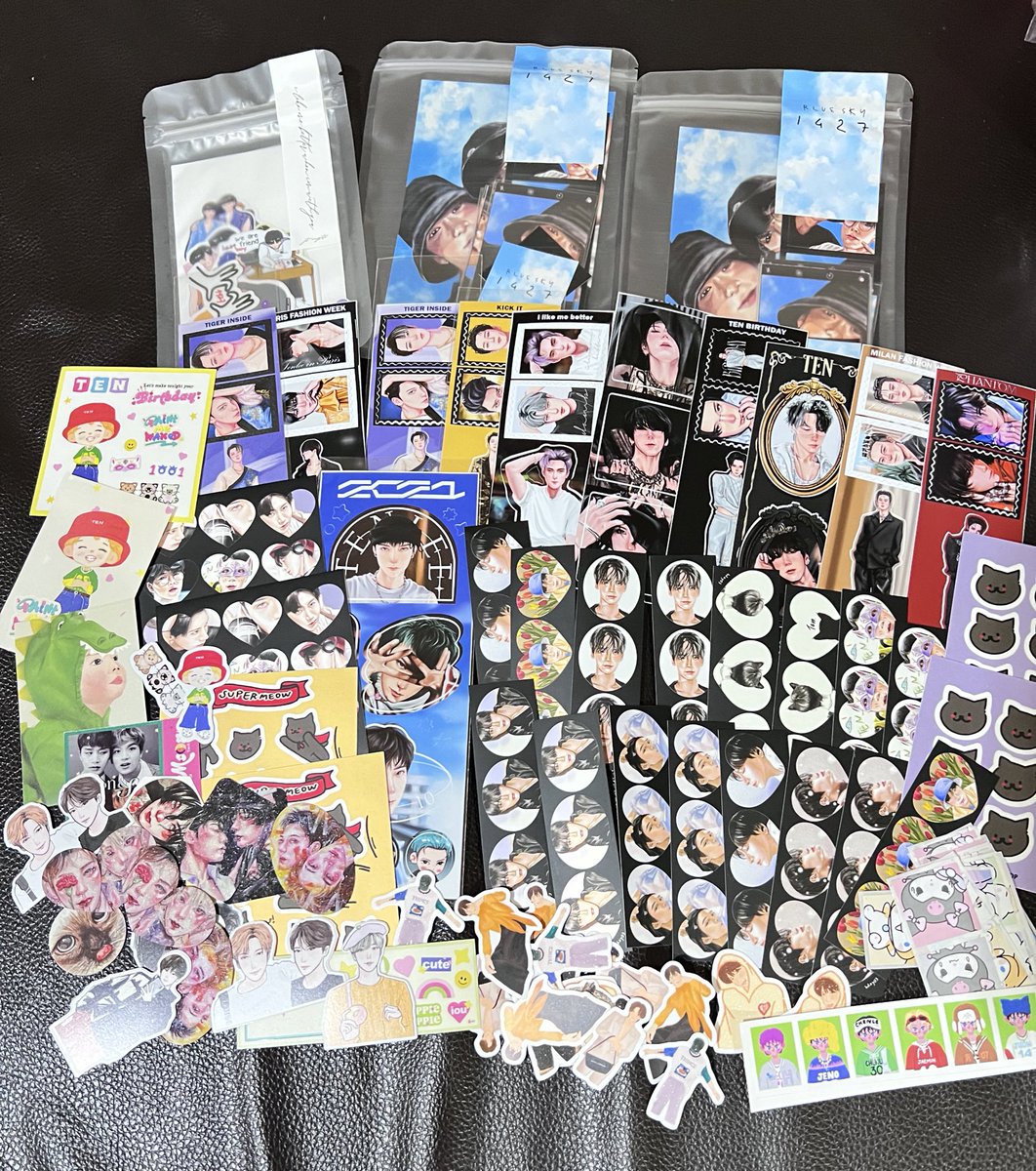 ได้รับของที่ฝากหิ้วจากงาน #NEONCITY2023 เรียบร้อยแล้วนะคะ  ขอบคุณมากๆเลย 
#reviewiamting