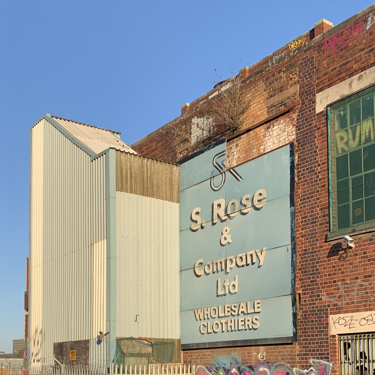 Centrala_space's tweet image. We're collaborating with @soc_post for a PhotoWalk with Artist Tom Hicks @bctype as part of @RefugeeWeek

Explore Digbeth's heritage through Tom's unique perspective on typography and more...

This is FREE for everyone - book now bit.ly/3CgpgdO

#PhotoWalk #RefugeeWeek