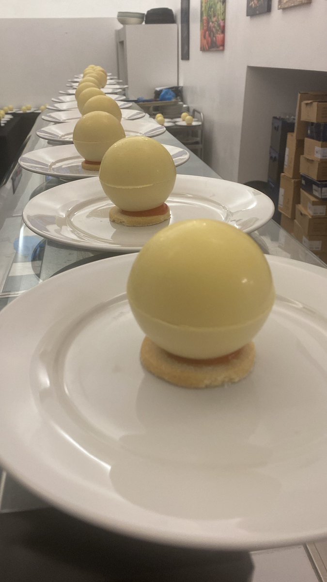 1 year ago today I started my new role. <a href="/SPC_Oxford/">St Peter's College</a> some of my favourite dishes could added loads #me #chef