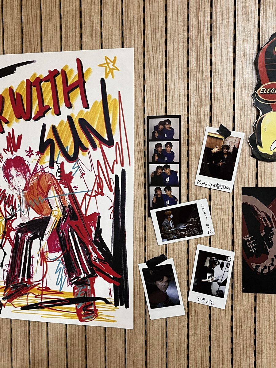 alibanpark's tweet photo. ⋆ ˚｡⋆୨🎸୧⋆ ˚｡⋆ my most favourite cafe!!by @rock_with_sun pt3

#태양이_타오르듯_비춰
#𝑅𝑂𝐶𝐾_𝑌𝑂𝑈_𝐼𝑁𝑇𝑂_𝑆𝑈𝑁𝐿𝐼𝐺𝐻𝑇 https://t.co/PnNGt3Xr3e