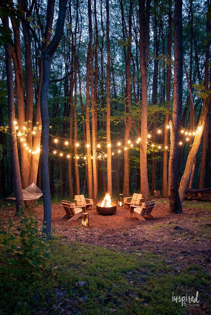 ShinyGlorfindel's tweet photo. Now THIS is where the party is happening. Take your seat by the campfire, move the chairs closer to each other if you are in need of your companion's warmth. 

Share your silly jokes and happy tales, later on there will be time for singing a few songs! https://t.co/suG8EbuMq7