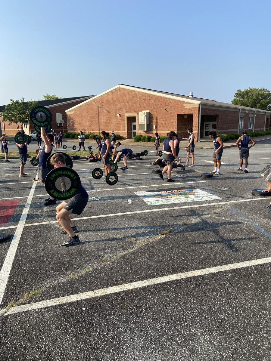 WHSWildcatFB's tweet photo. Adversity accepted… No weight-room due to painting, No problem! #RTL #NWO https://t.co/2fNUuh06QH
